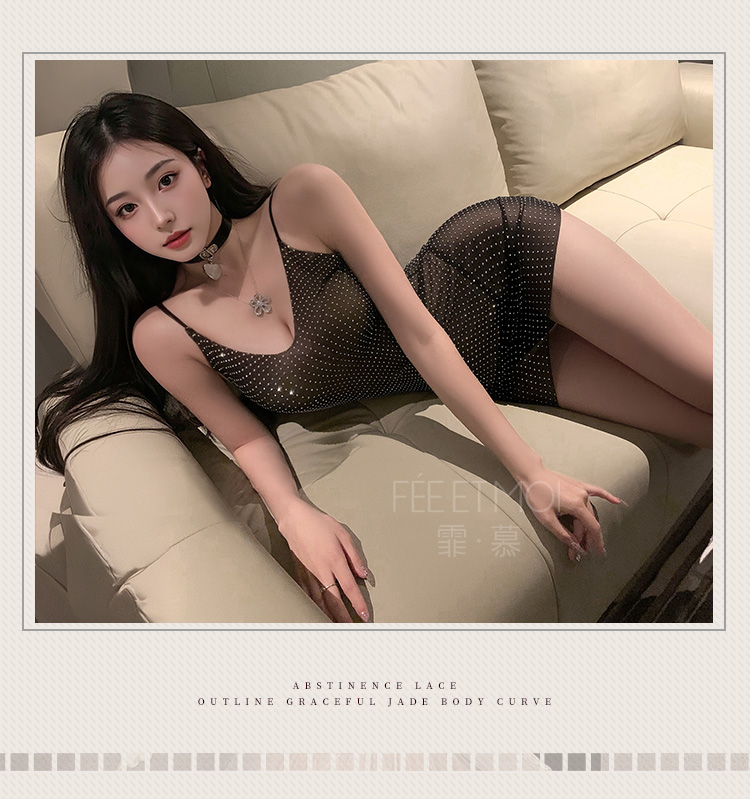 6103深V露沟透视烫钻连衣裙(图3)